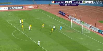 下半场伤停补时6分钟，全场比赛结束，最终曼联0-2西汉姆。